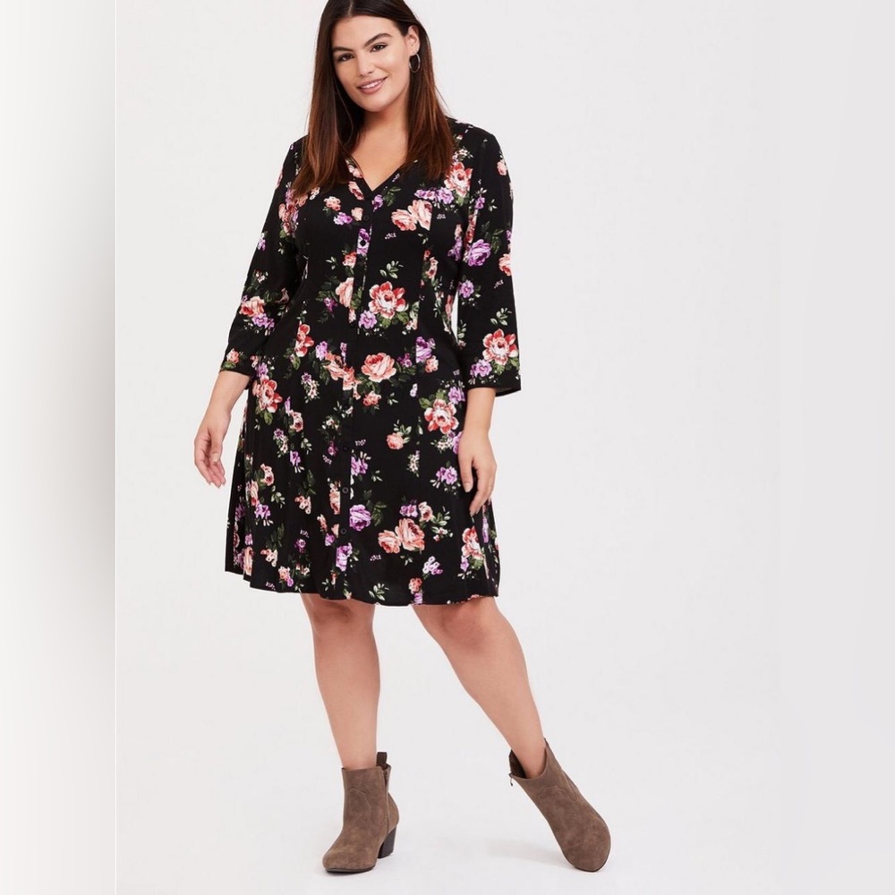 Torrid Black Floral 3/4 Sleeve MIDI Dress